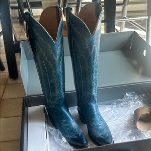 LUCCHESE PRISCILLA ocean blue size 8